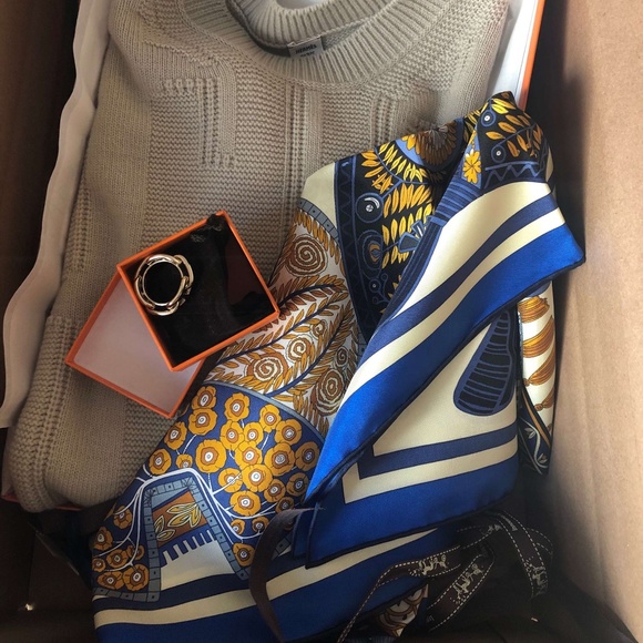 Hermes Accessories - Hermes silk scarf 90